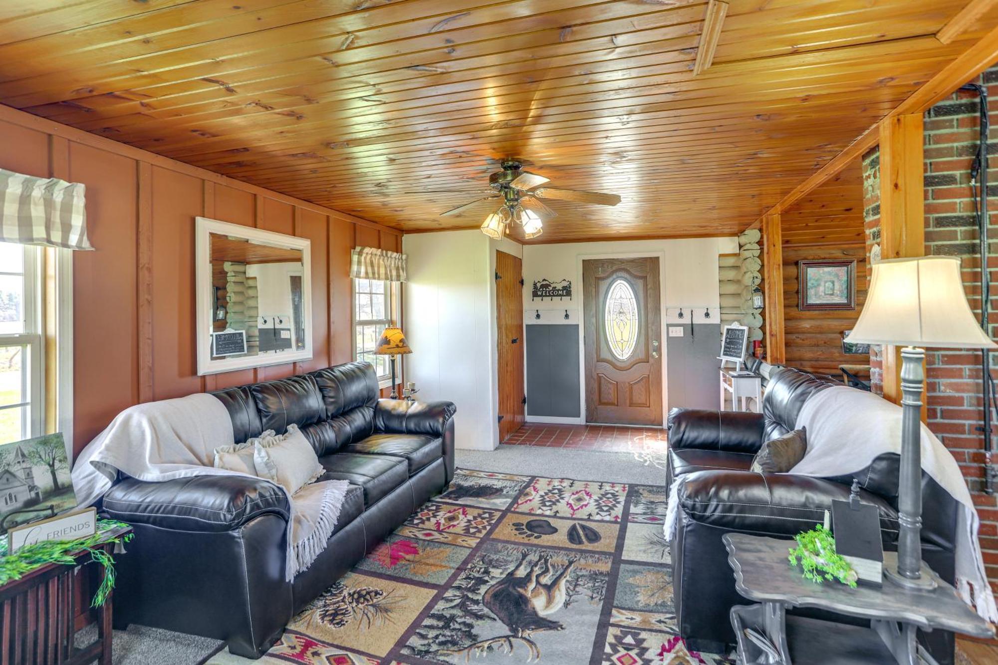 Quiet Shiloh Retreat With Spacious Yard And Fireplace! Bagian luar foto
